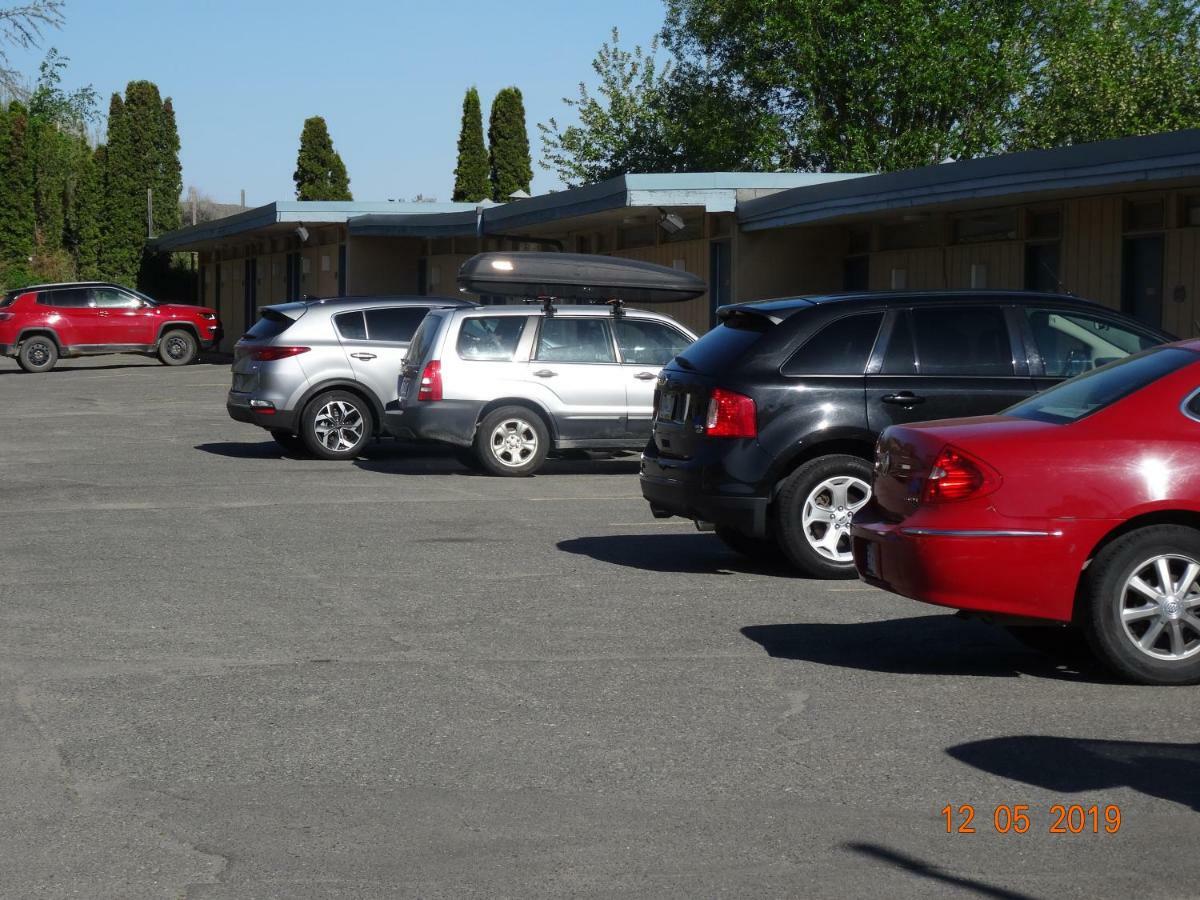 Hospitality Inn Kamloops Dış mekan fotoğraf